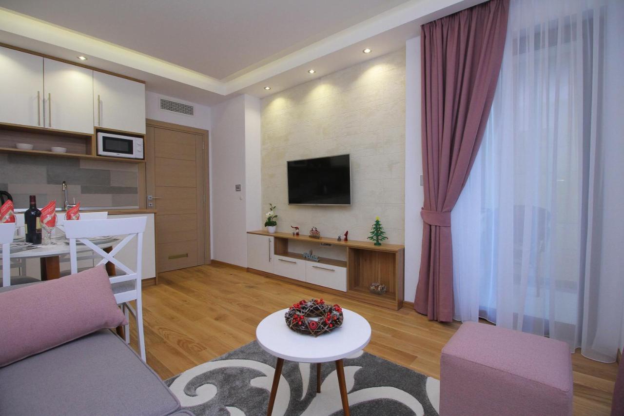 Time Out Lux Apartmani Zlatibor Buitenkant foto